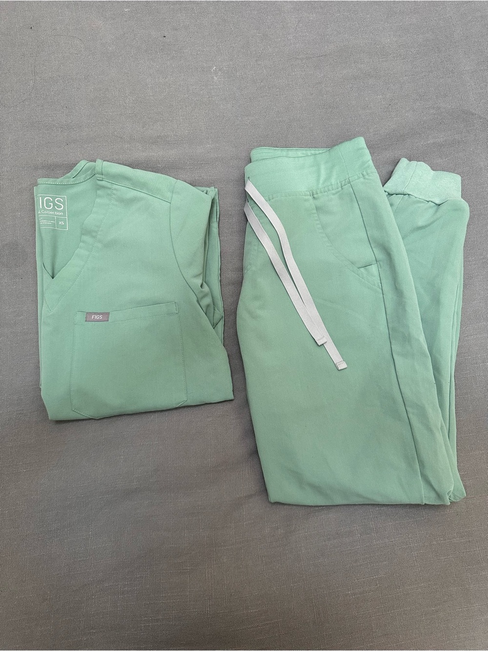 Jade Green Figs Scrub Set